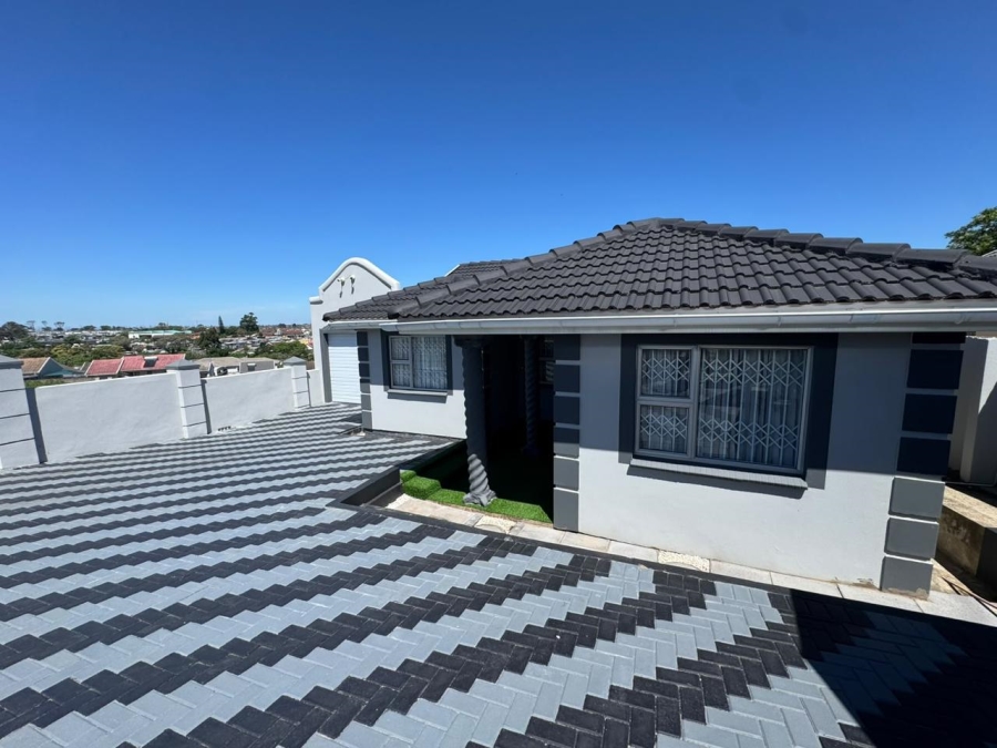 3 Bedroom Property for Sale in Amalinda Eastern Cape